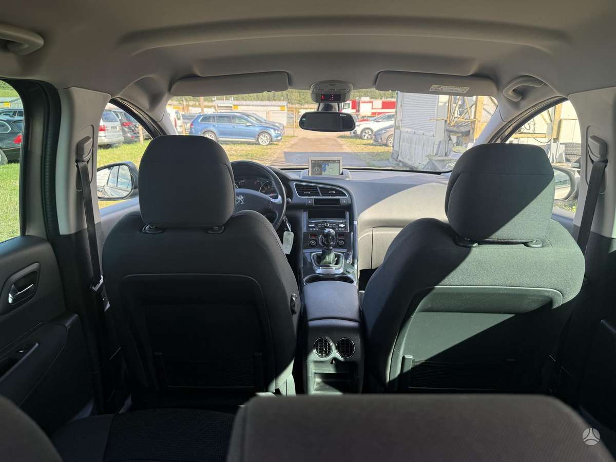 Peugeot 3008 2015 — photo 14
