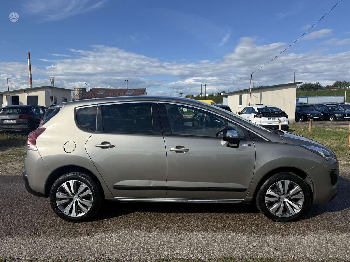 Peugeot 3008 2015 — photo 18