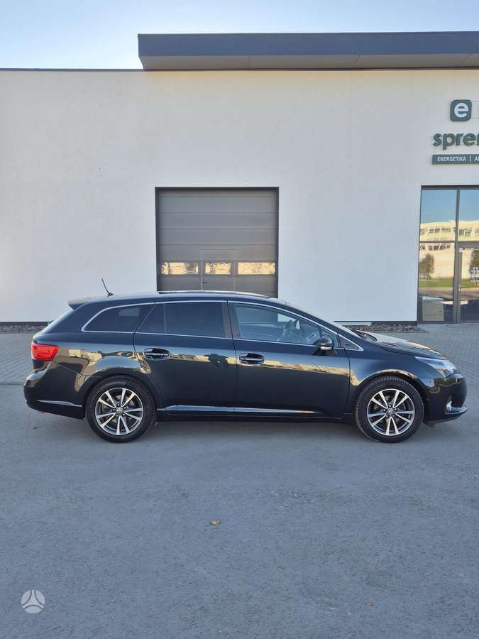 Toyota Avensis 2013 — photo 6