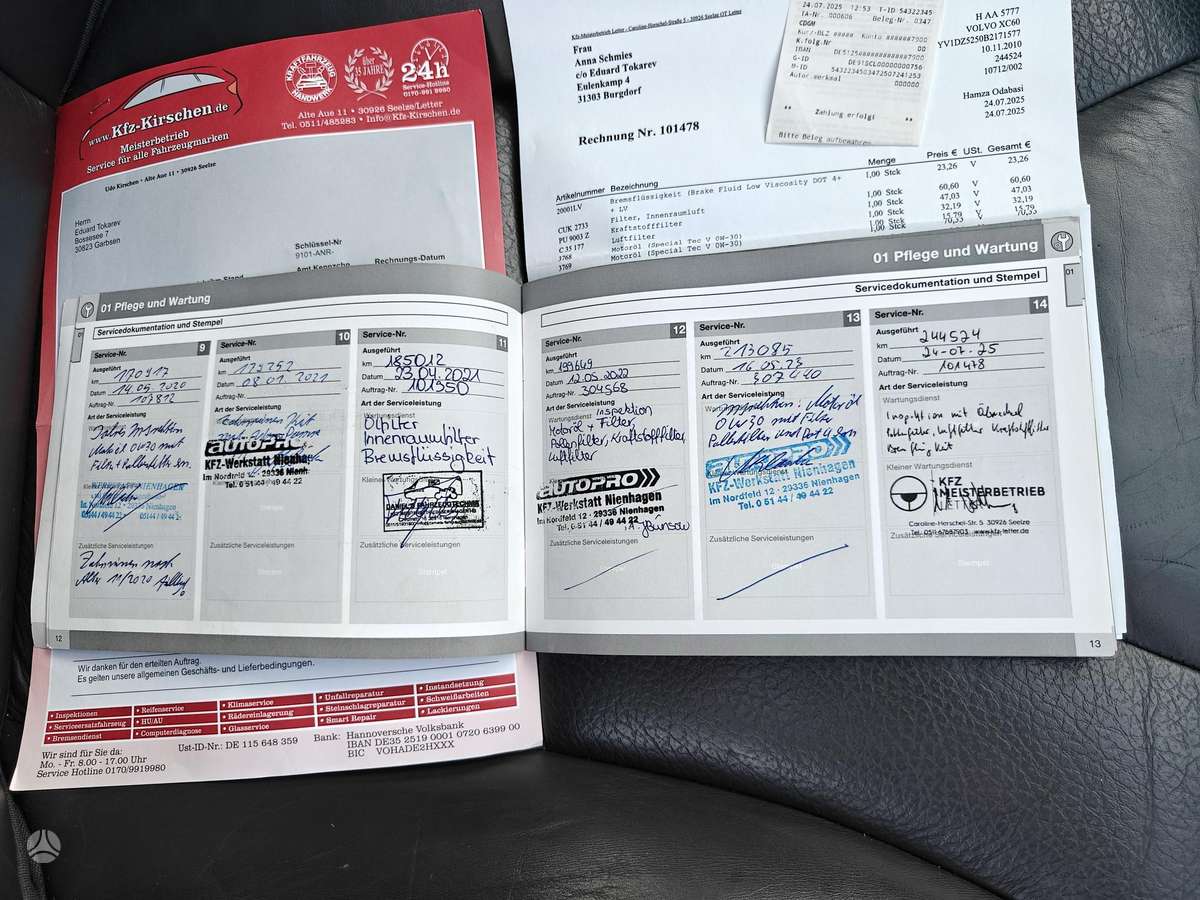 Volvo XC60 2010 — photo 29