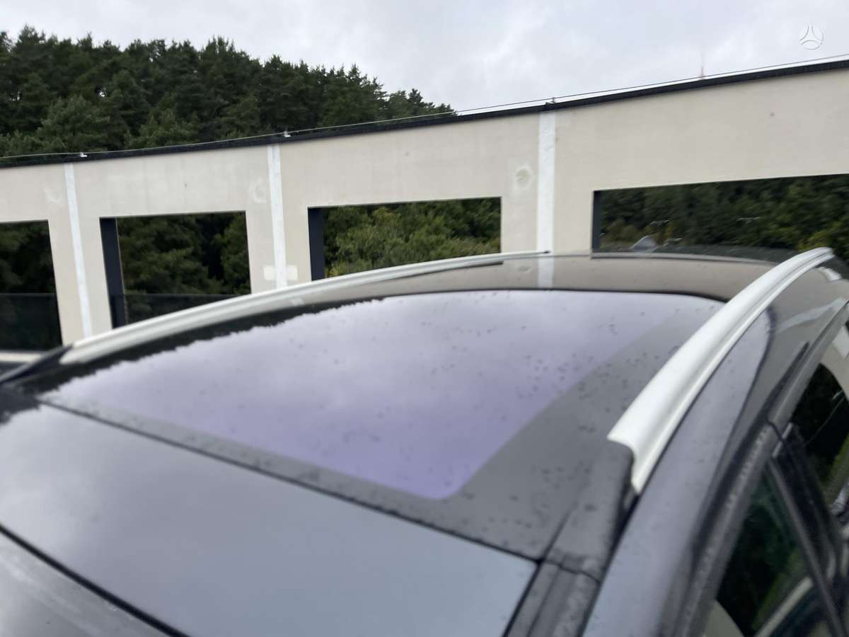 Ford Galaxy 2010 — фото 28