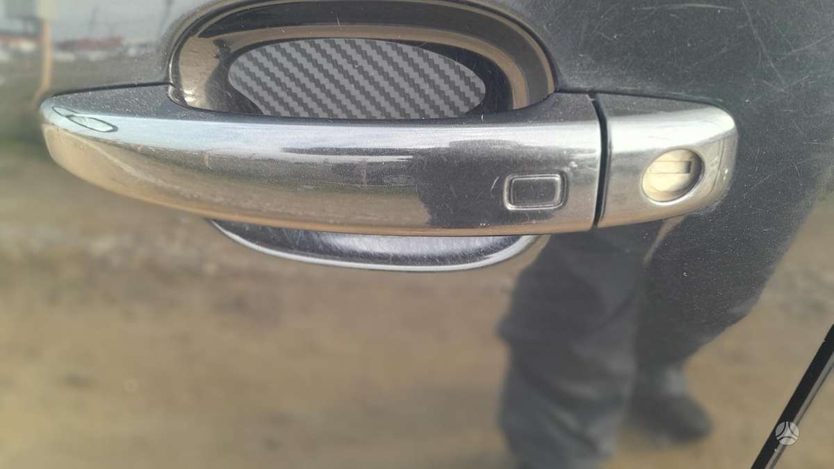 Audi A4 2011 — photo 11