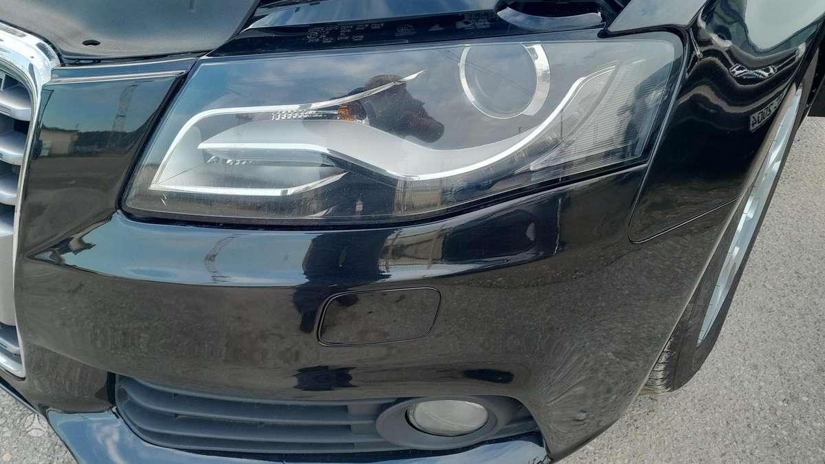 Audi A4 2011 — photo 19