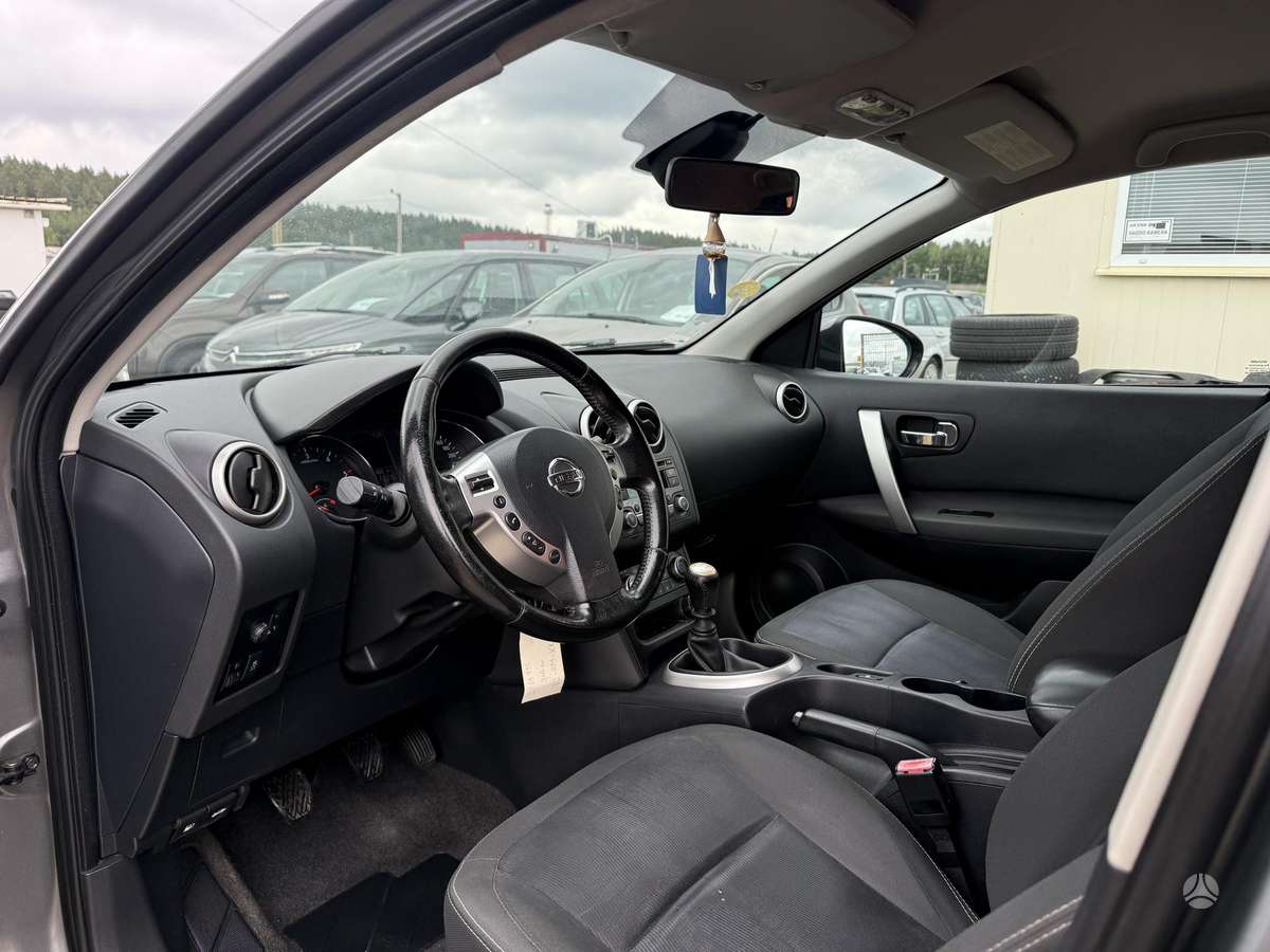 Nissan Qashqai 2011 — photo 12