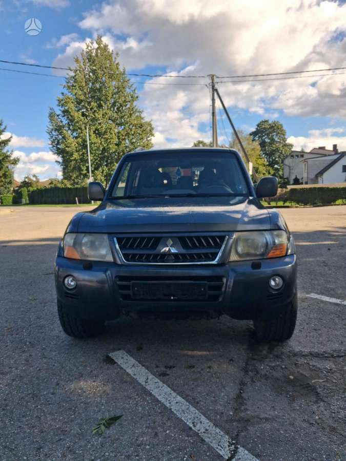 Mitsubishi Pajero 2004 — photo 10