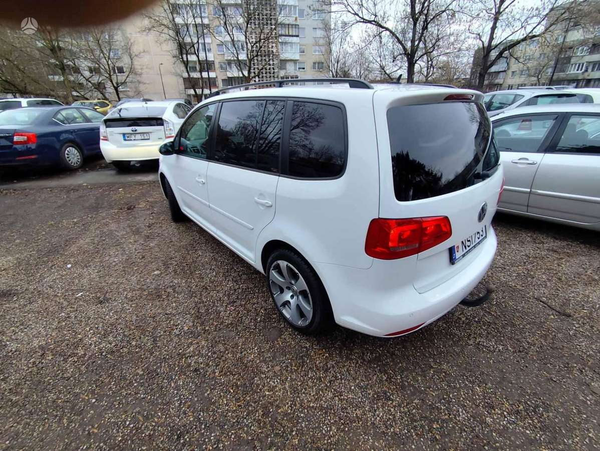 Volkswagen Touran 2014 — photo 6