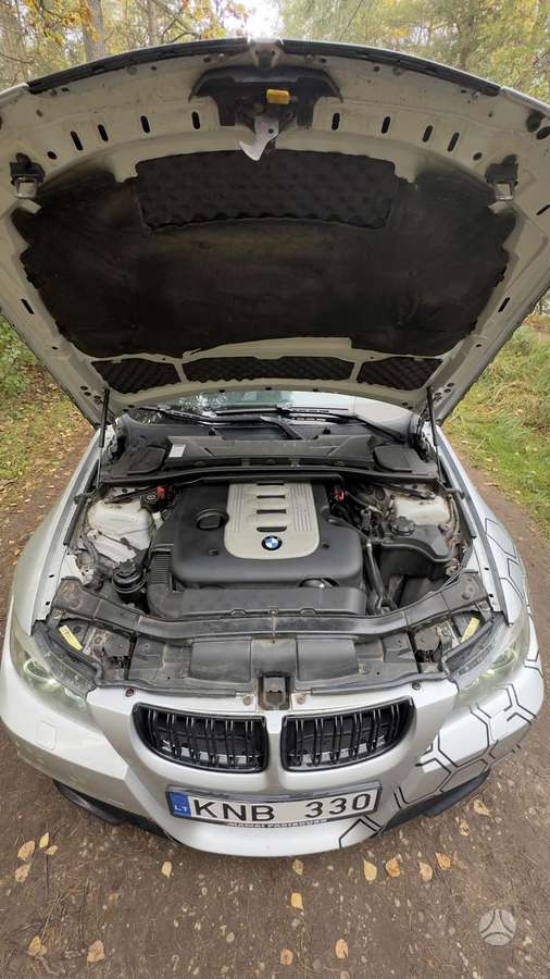 BMW 330 2005 — photo 25