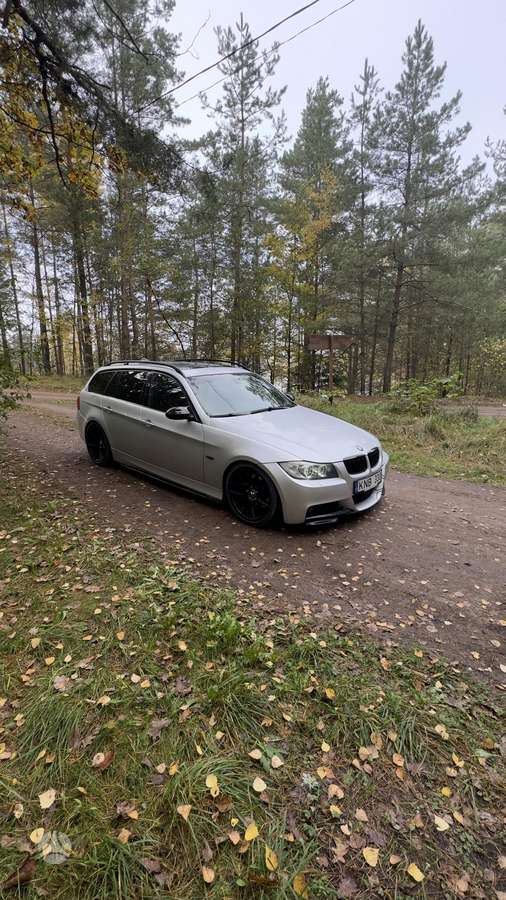 BMW 330 2005 — photo 7