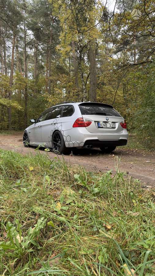 BMW 330 2005 — photo 9