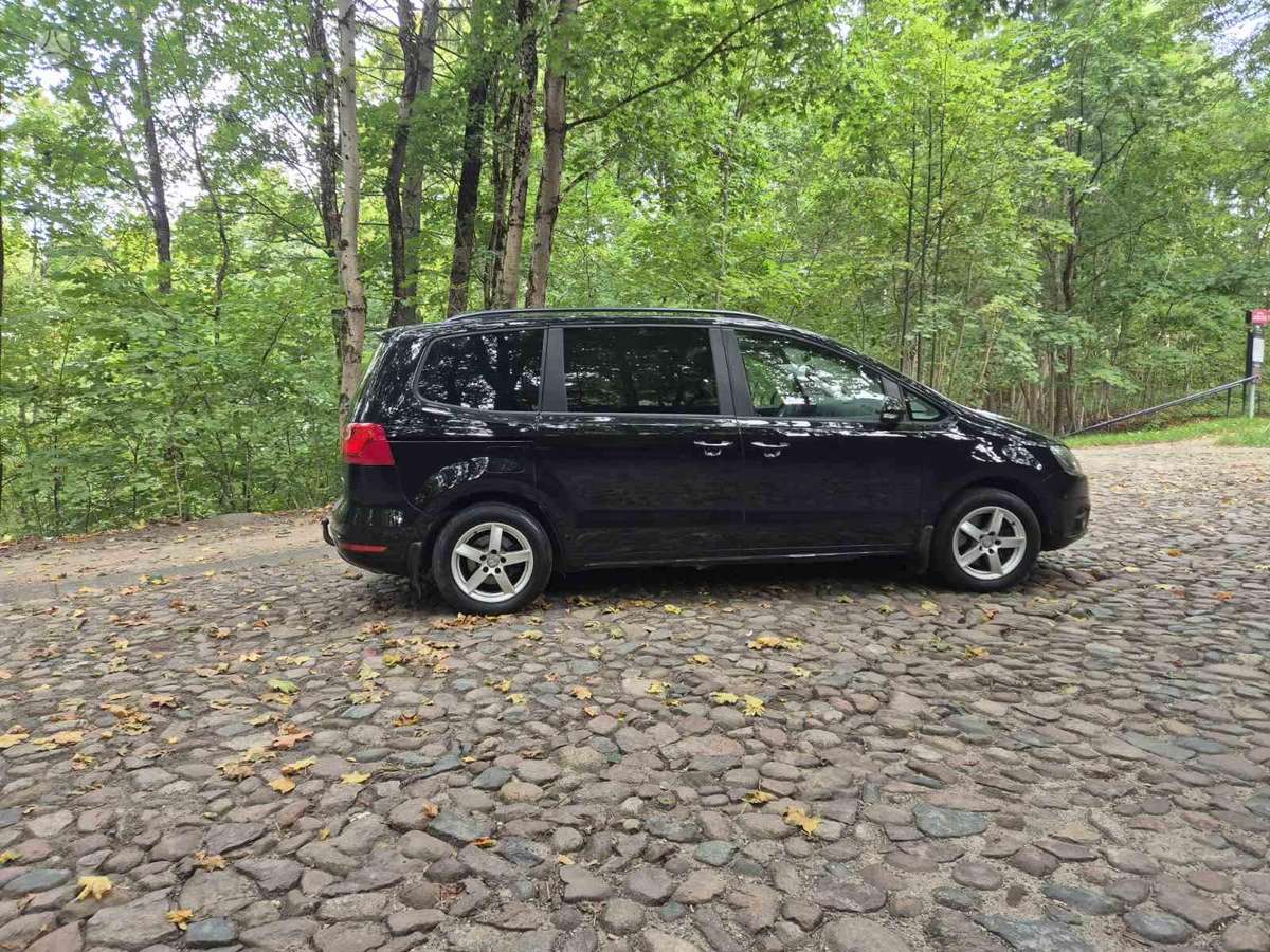 Seat Alhambra 2013 — photo 6