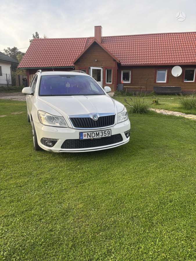 Skoda Octavia 2010 — photo 7