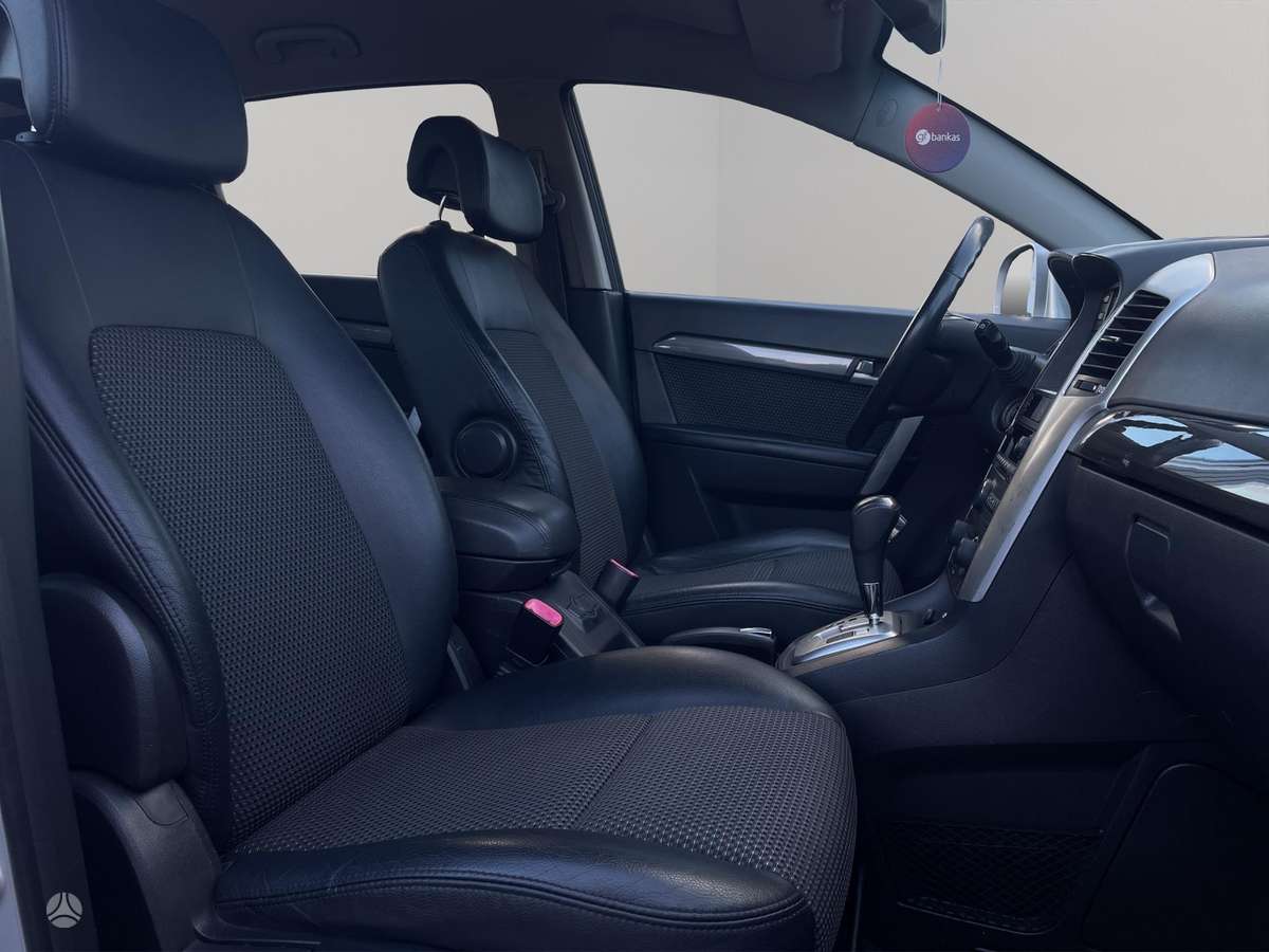 Chevrolet Captiva 2008 — photo 8