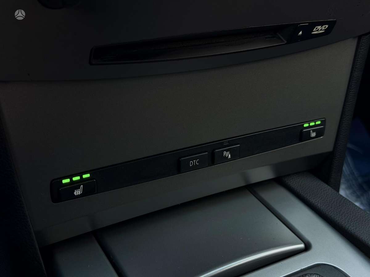 BMW 525 2005 — photo 32