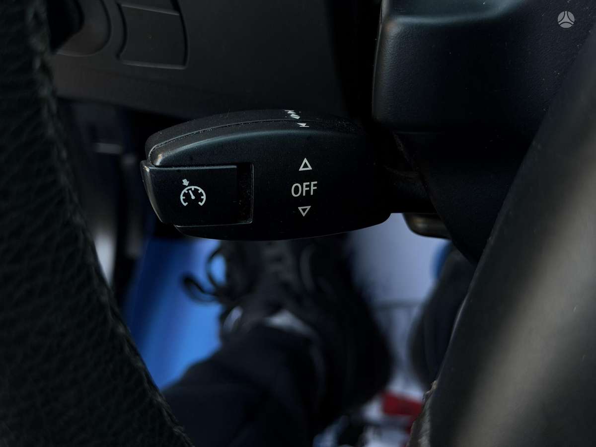 BMW 525 2005 — photo 35