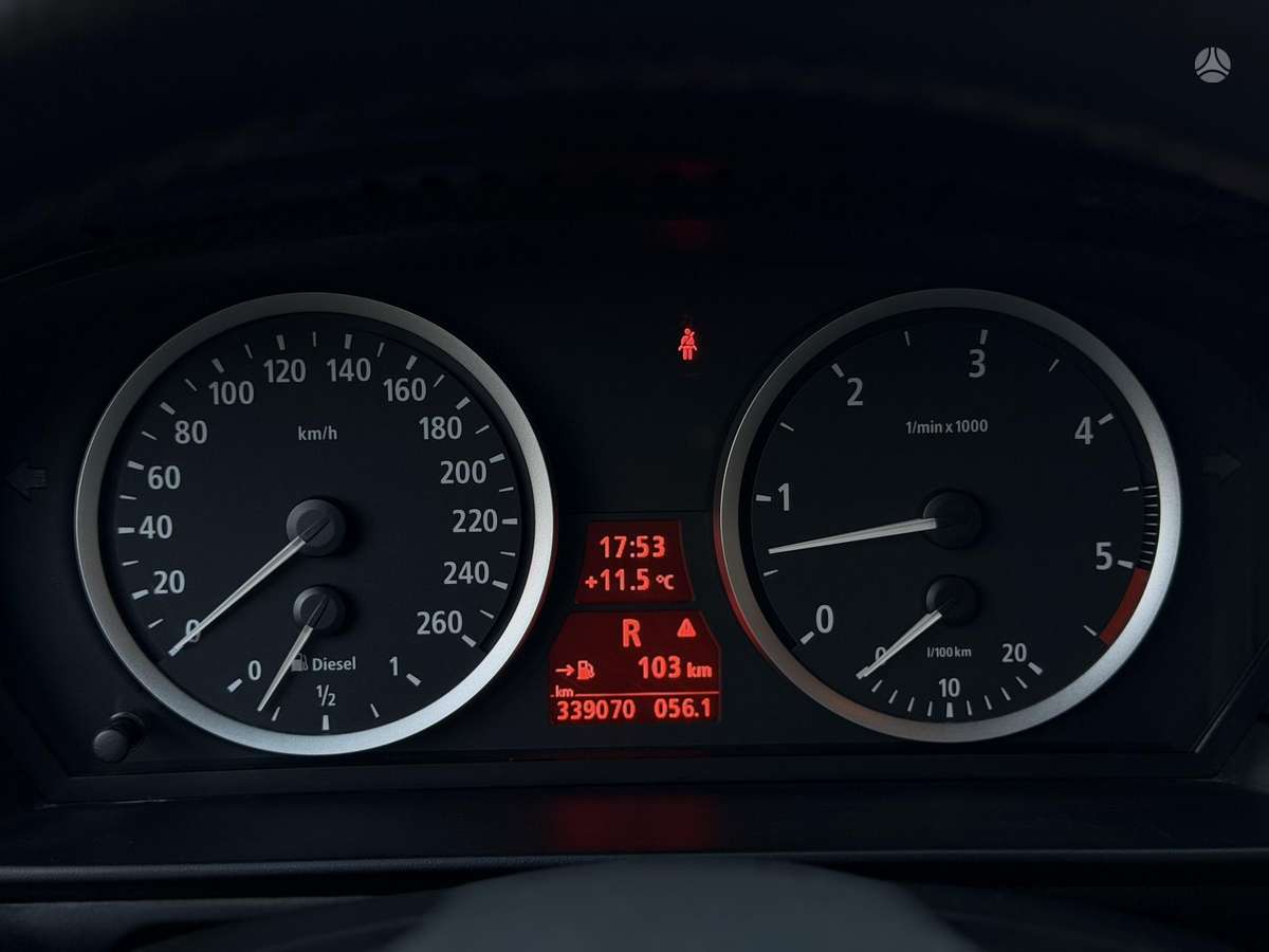 BMW 525 2005 — photo 38