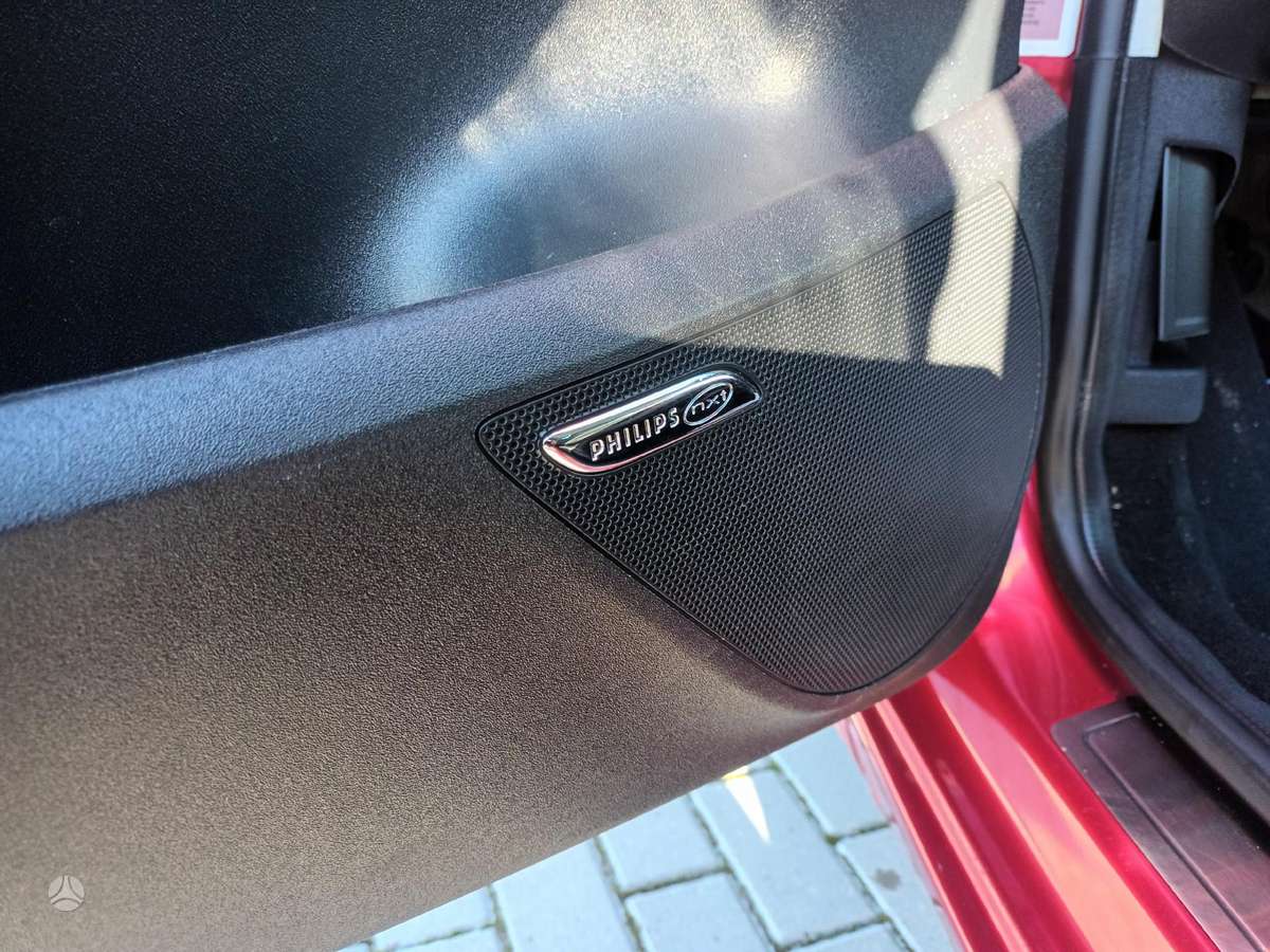 Citroen C4 2012 — photo 14