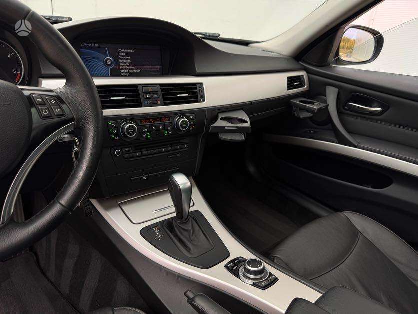 BMW 320 2009 — photo 11