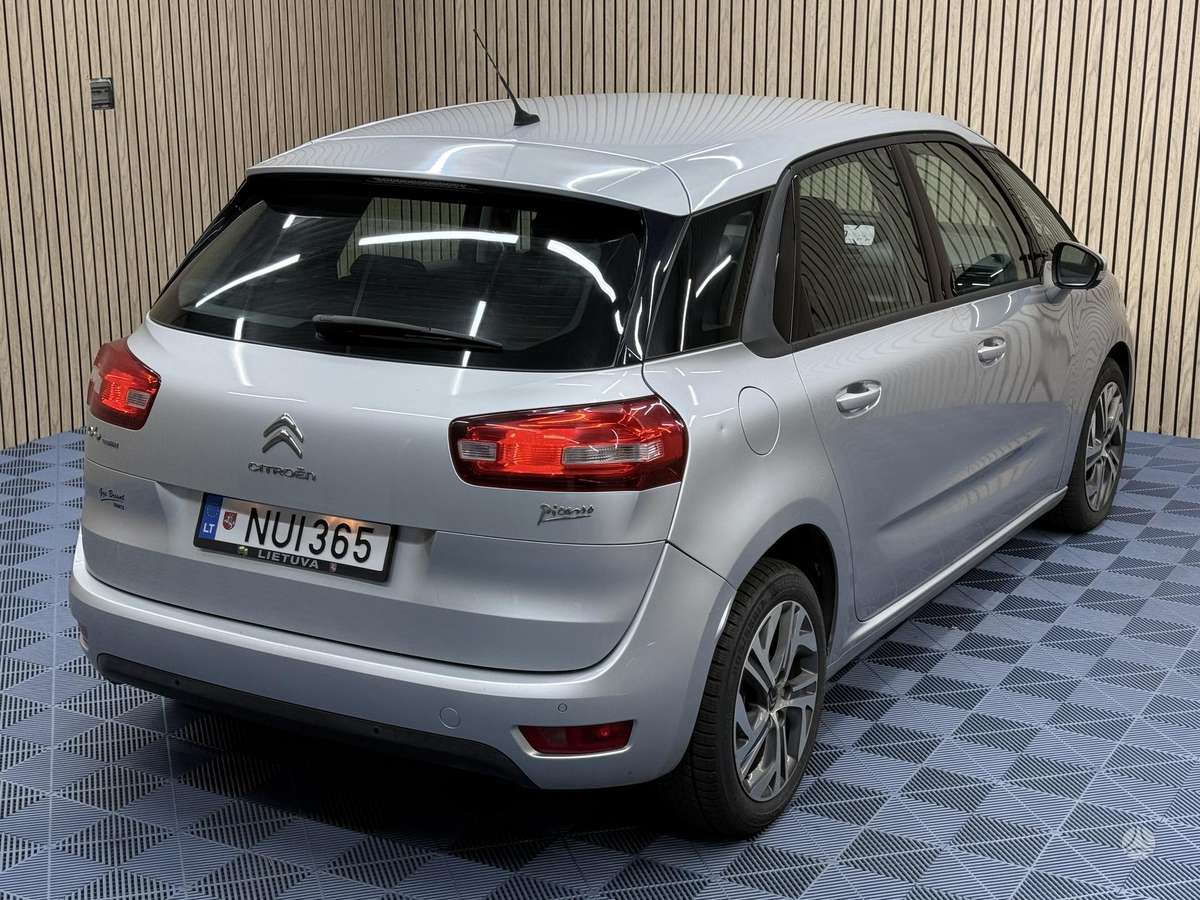 Citroen C4 2015 — photo 11