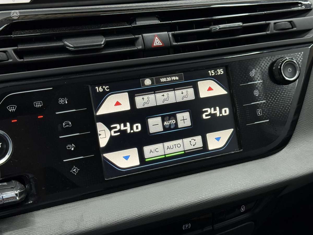 Citroen C4 2015 — photo 29