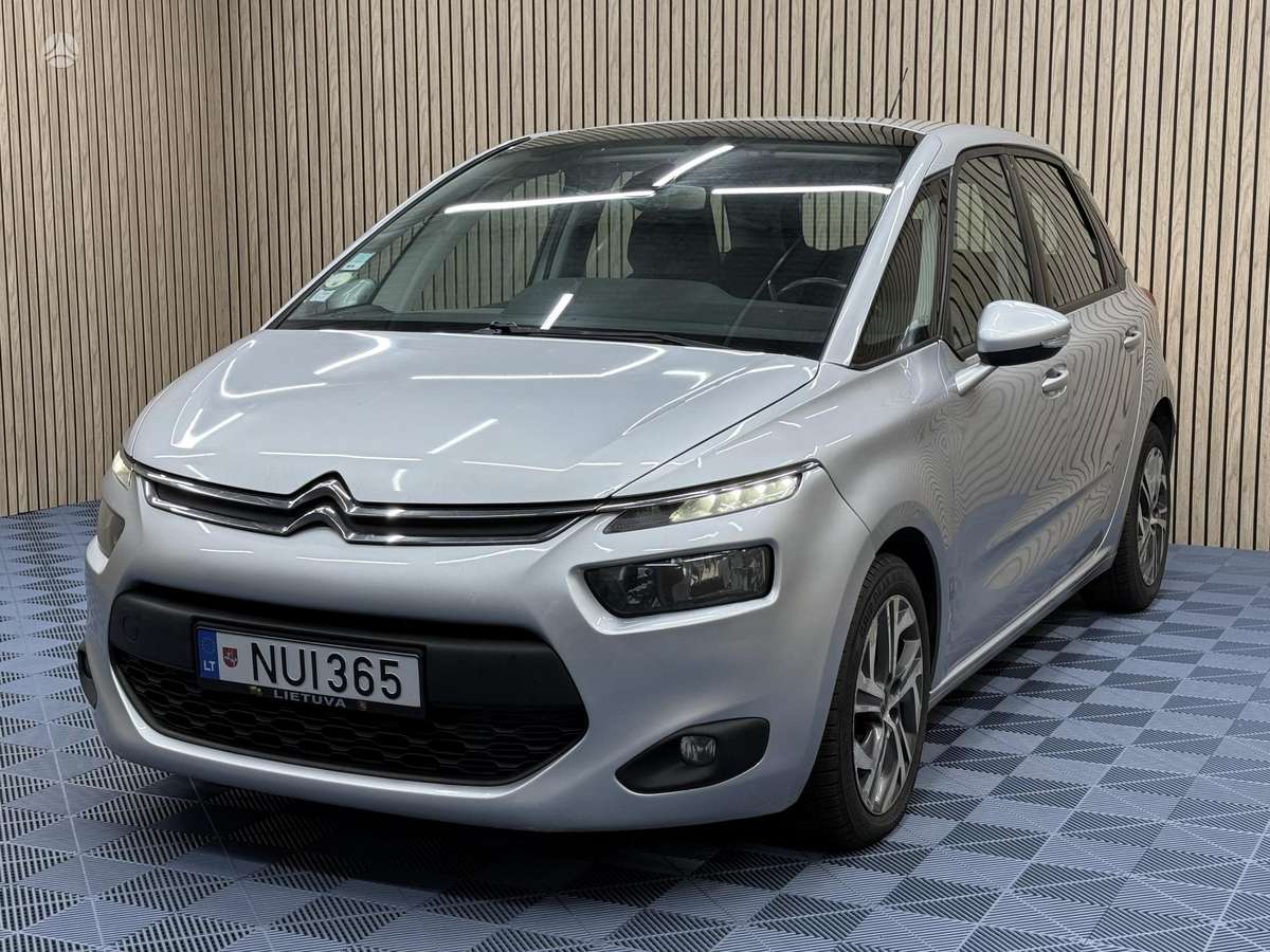 Citroen C4 2015 — engine 1560 cm³, 120 HP (88kW)