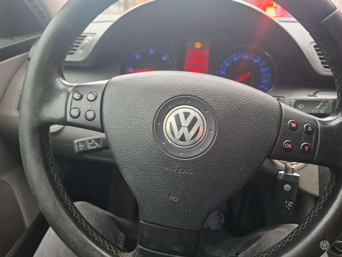 Volkswagen Passat 2008 — photo 11