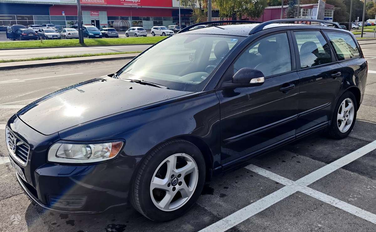 Volvo V50, 2010
