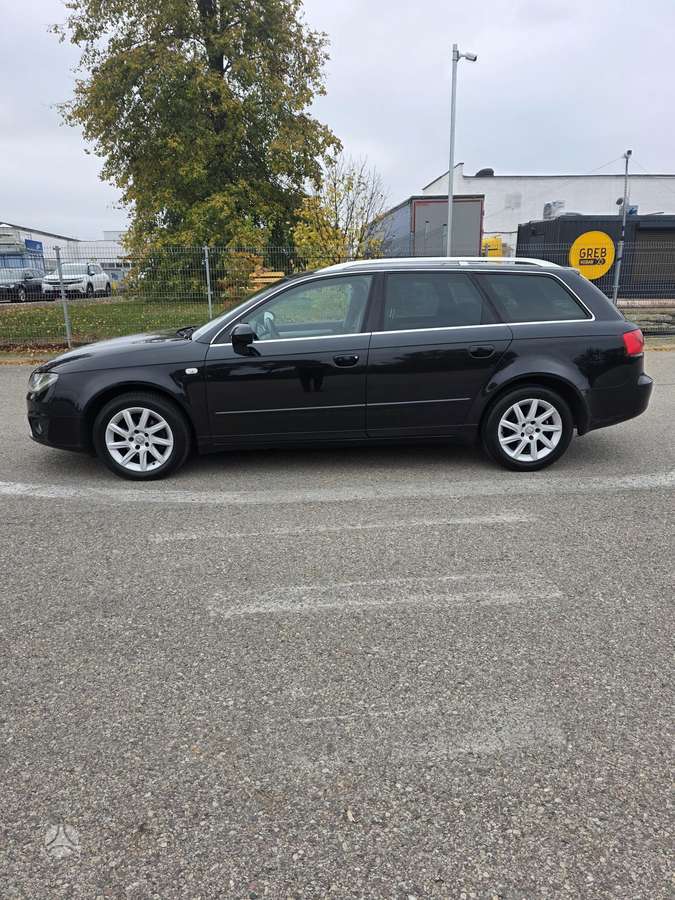 Seat Exeo 2013 — двигун 1968 cm³, 143 HP (105kW)