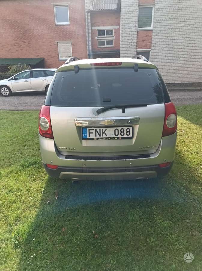 Chevrolet Captiva 2007 — engine 2000 cm³, 150 HP (110kW)