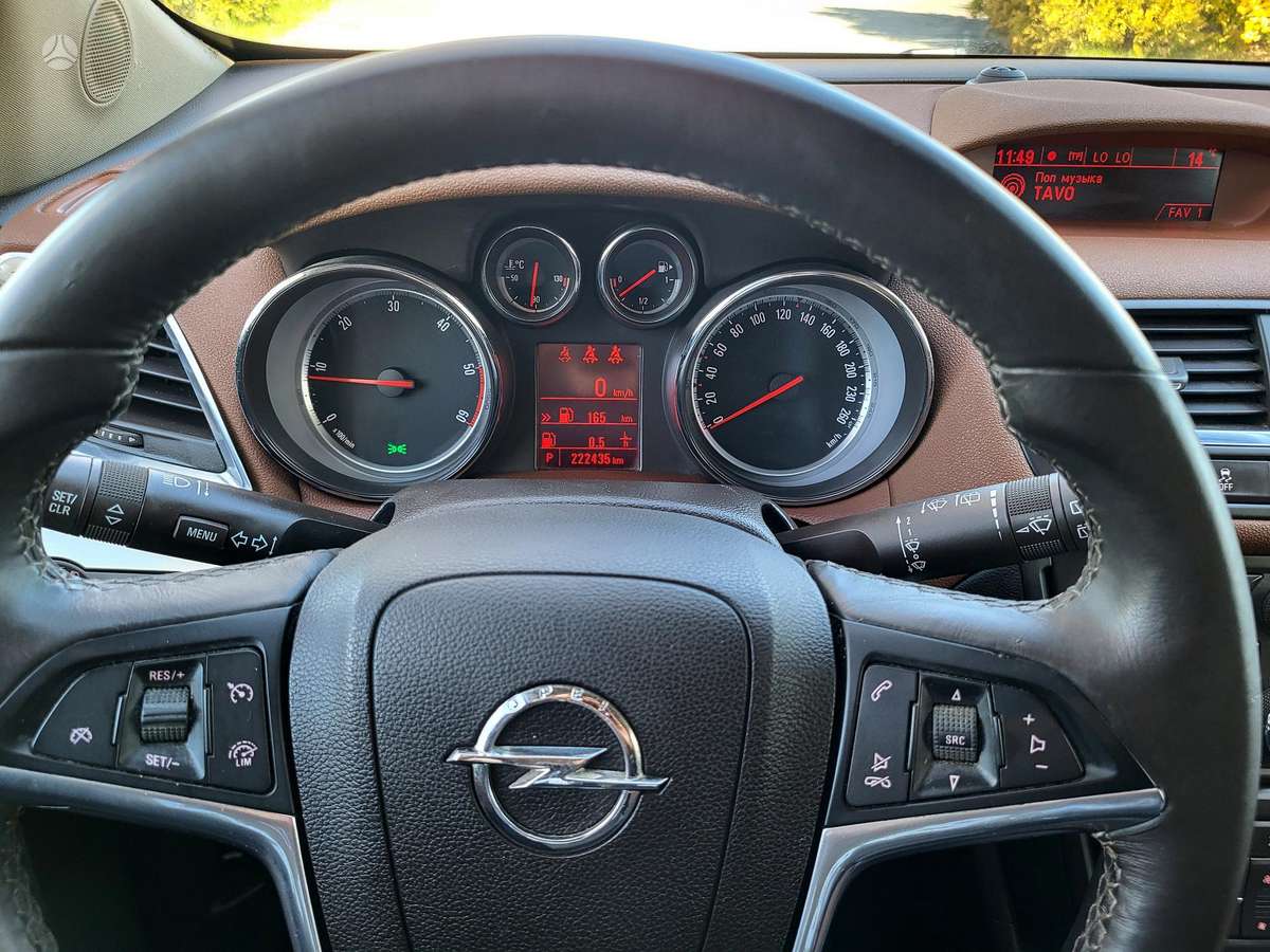 Opel Mokka 2014 — photo 10