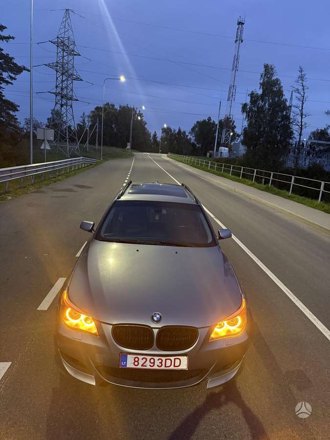 BMW 525 2004 — photo 9