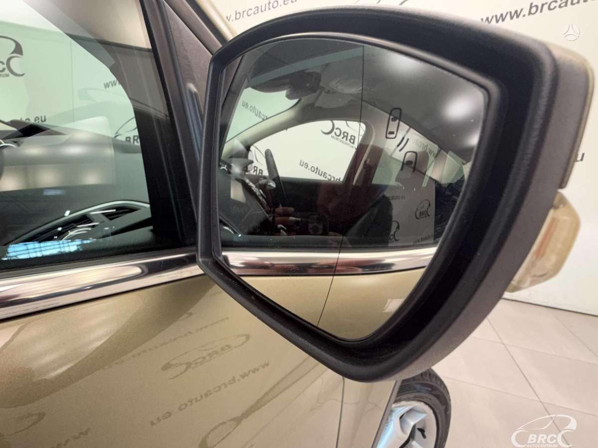 Ford Kuga 2014 — photo 11