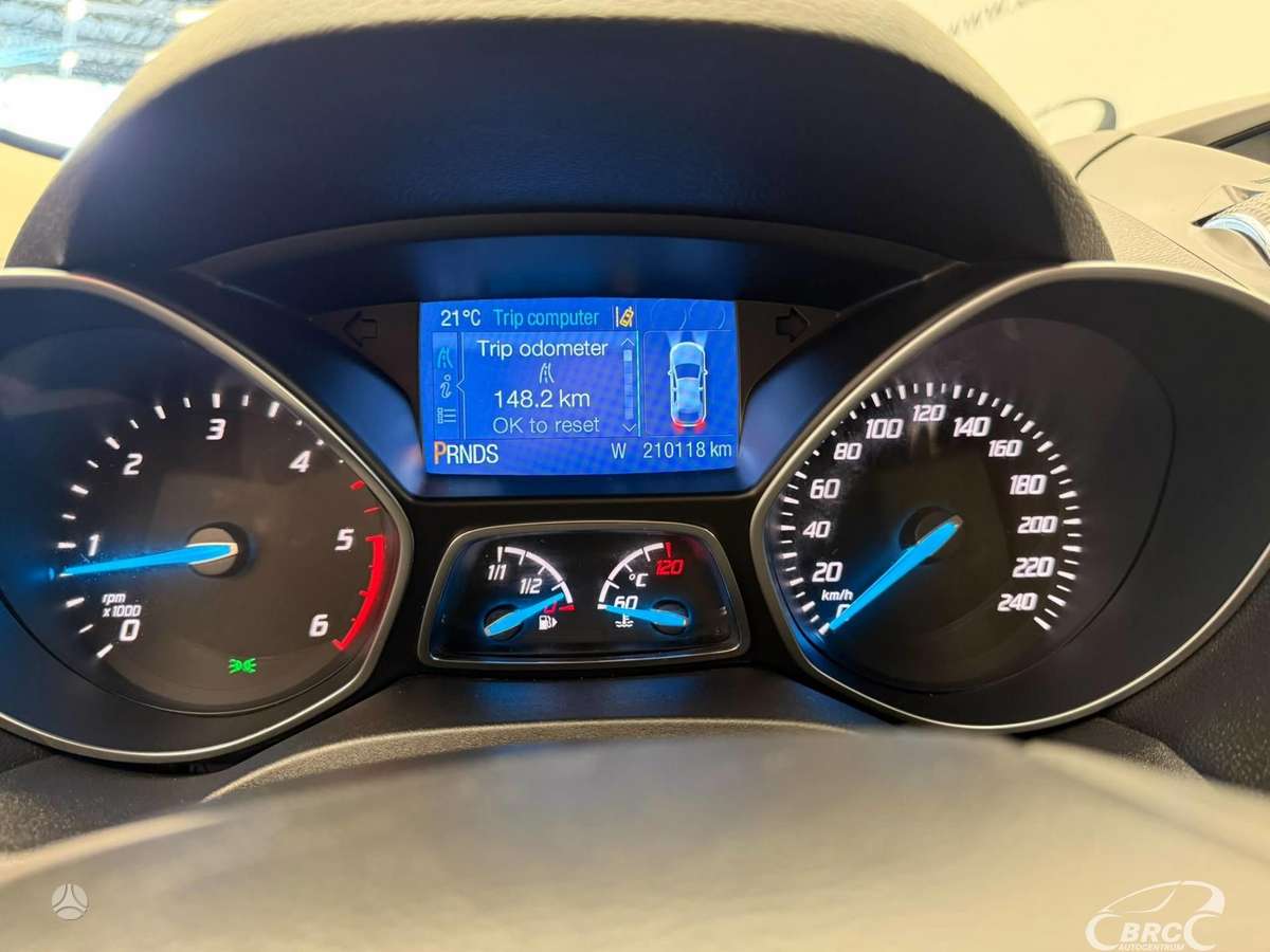 Ford Kuga 2014 — photo 14