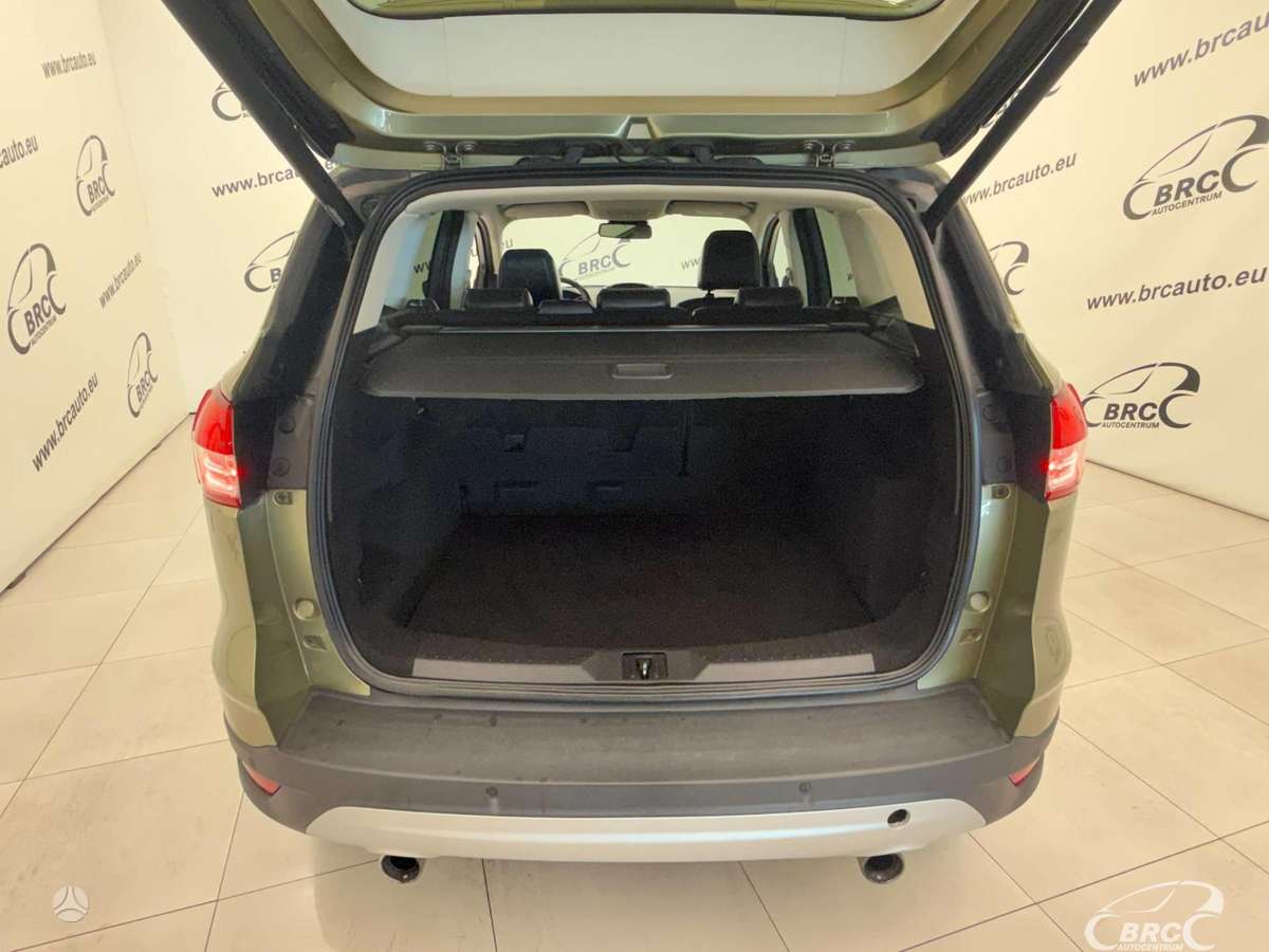 Ford Kuga 2014 — photo 17
