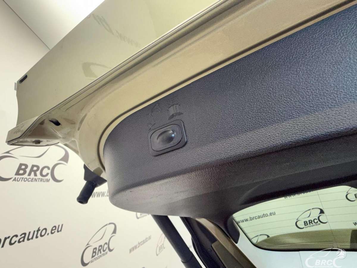 Ford Kuga 2014 — photo 19