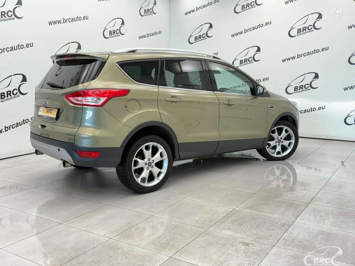 Ford Kuga 2014 — interior