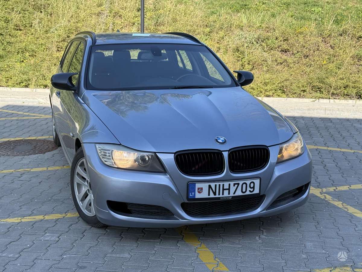 BMW 316 2012 — вигляд ззаду