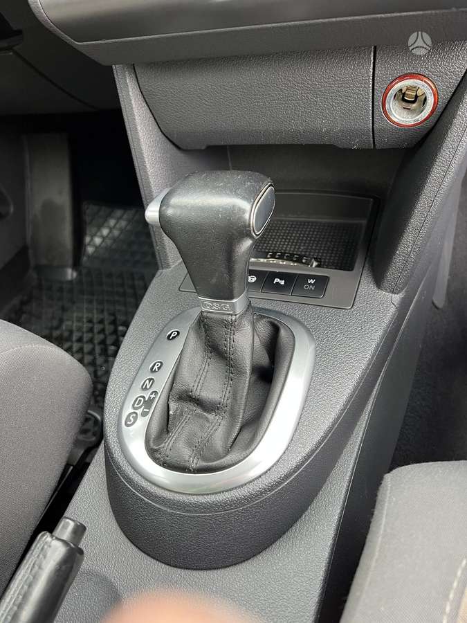 Volkswagen Touran 2008 — photo 13