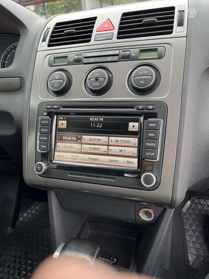 Volkswagen Touran 2008 — photo 14