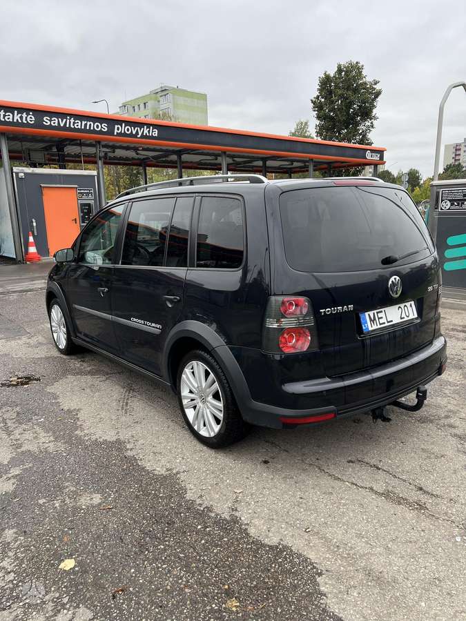 Volkswagen Touran 2008 — photo 5