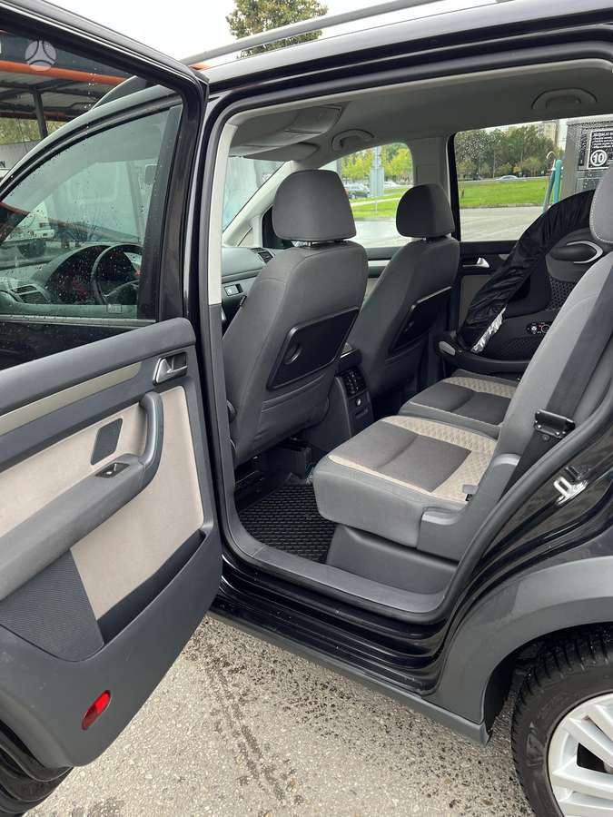 Volkswagen Touran 2008 — photo 8