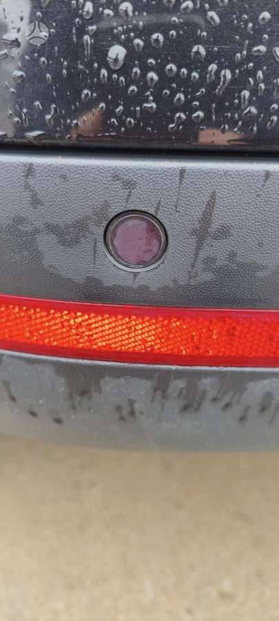 Volkswagen Touareg 2005 — photo 29