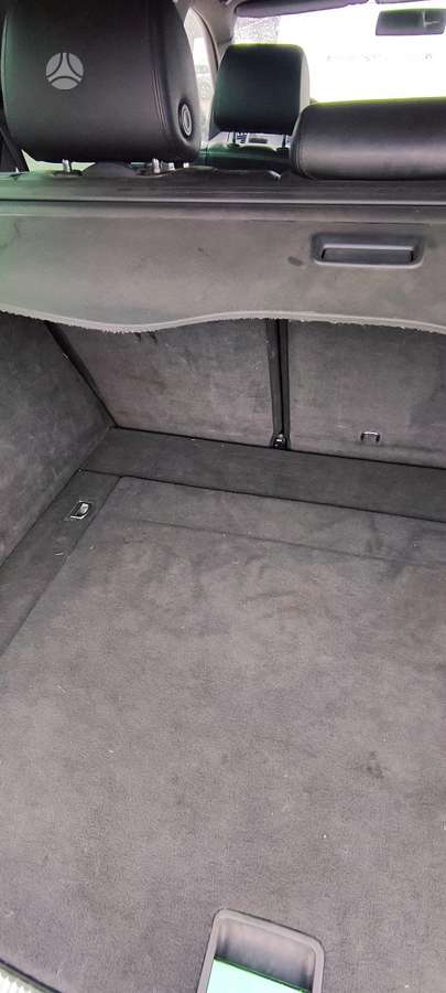 Volkswagen Touareg 2005 — photo 31