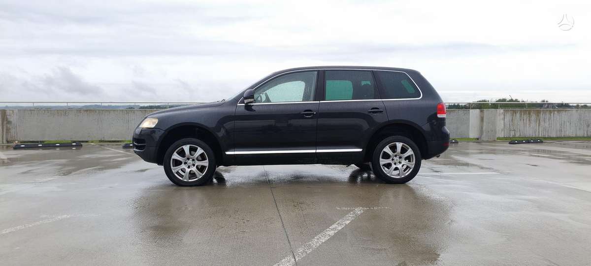 Volkswagen Touareg 2005 — photo 8