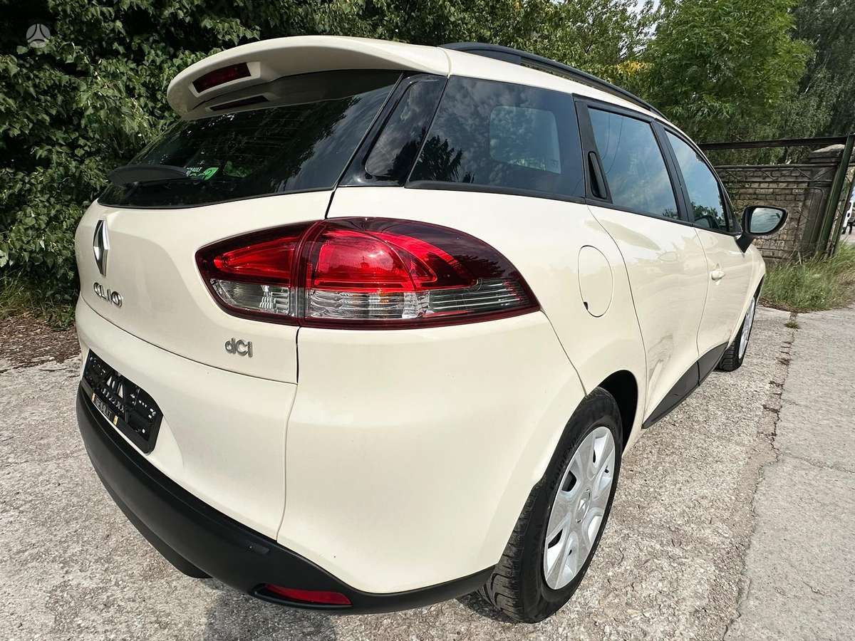 Renault Clio 2015 — photo 11