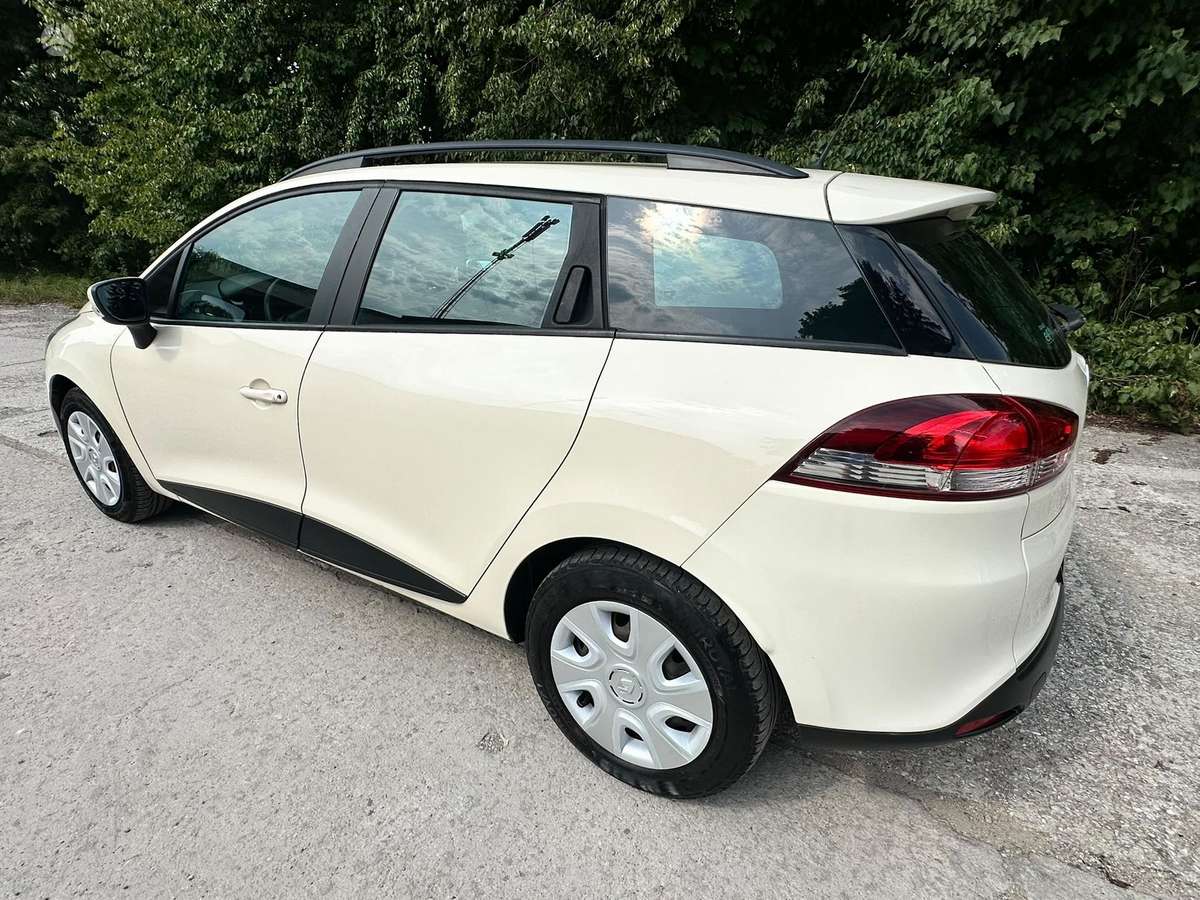 Renault Clio 2015 — photo 12