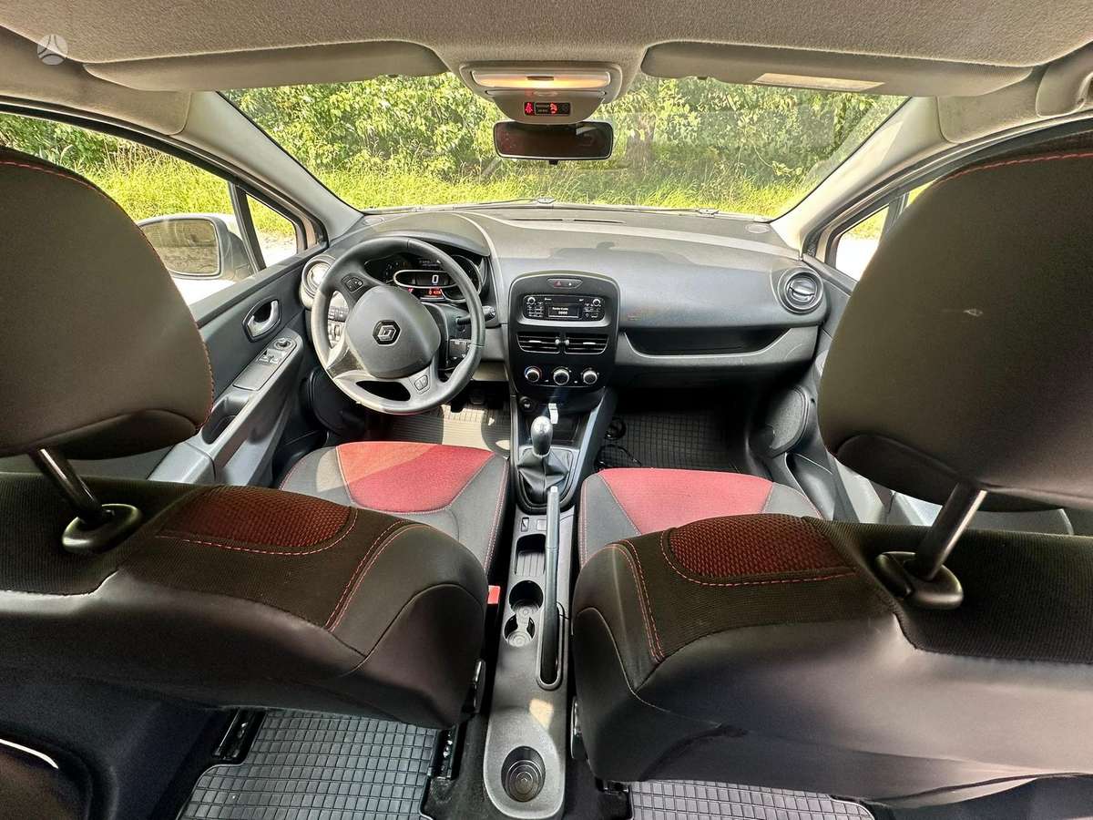 Renault Clio 2015 — photo 20
