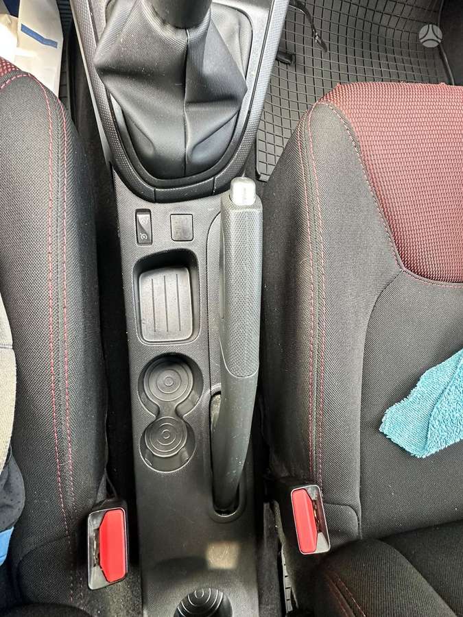 Renault Clio 2015 — photo 25