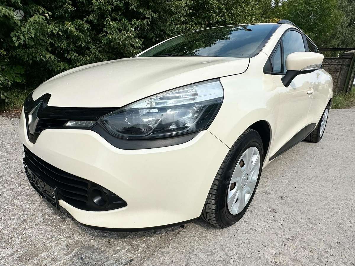 Renault Clio 2015 — interior