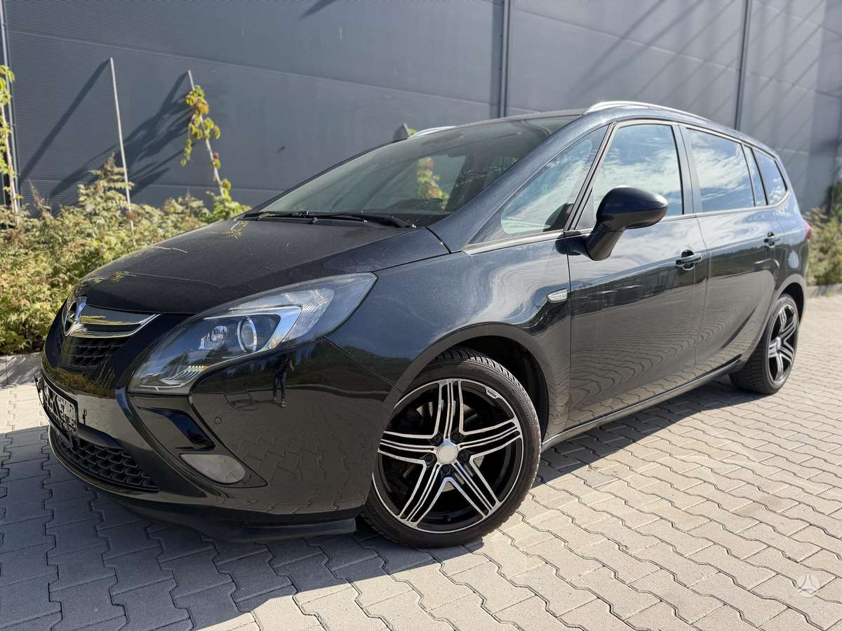 Opel Zafira, 2015