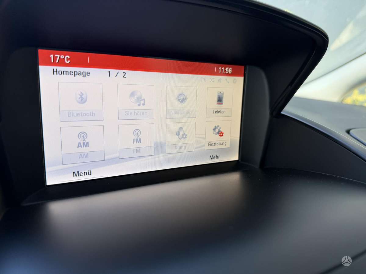 Opel Zafira 2015 — photo 25